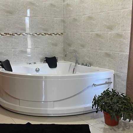 Suite Con Jacuzzi En Rio Laja Εξωτερικό φωτογραφία